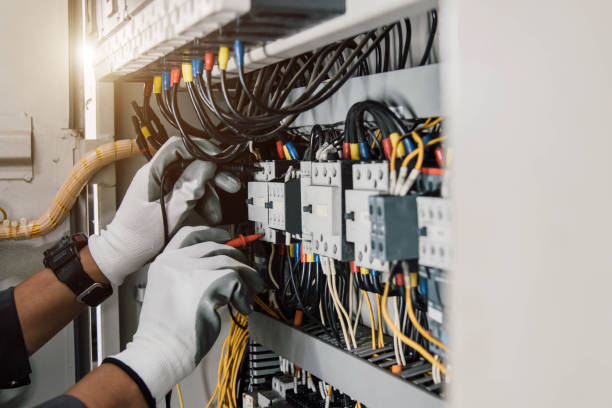 Best Commercial Electrician Services  in Deep River Center, CT